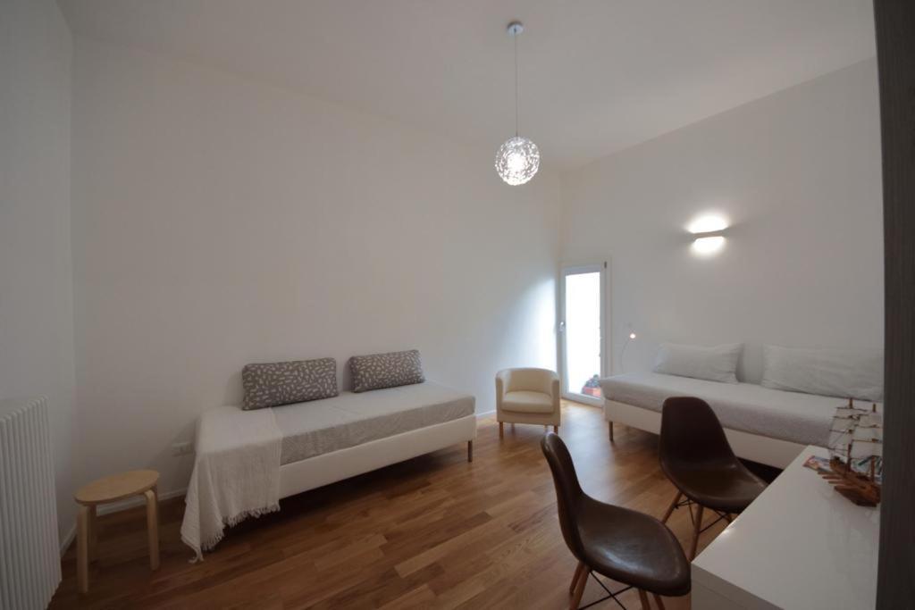 Meraki B&B Lecce Exterior photo